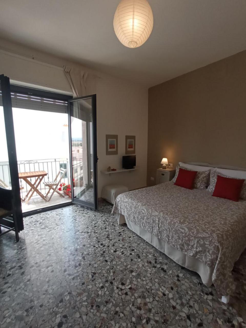 Myhouse Hotel Olbia Exterior photo