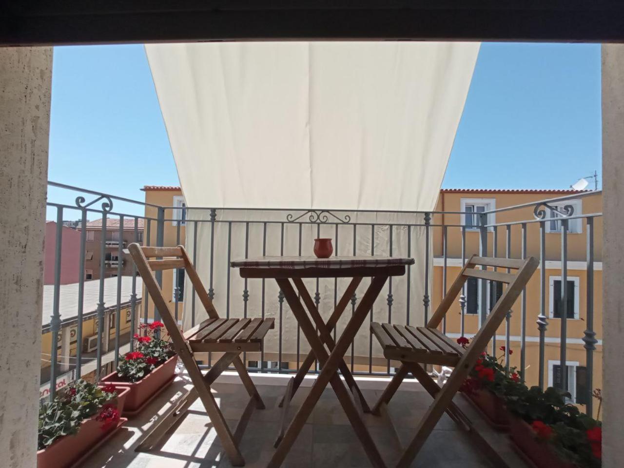 Myhouse Hotel Olbia Exterior photo